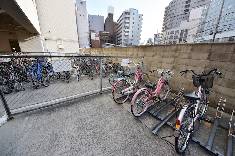 貸店舗・事務所　八尾市 光町１丁目　EV付き　オフィスビル その他