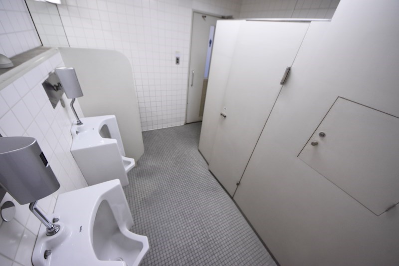 貸店舗・事務所　八尾市 光町１丁目　EV付き　オフィスビル その他