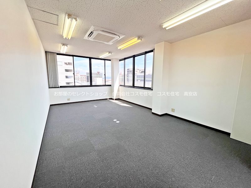 貸事務所　八尾市 東本町3丁目　リバティ八尾 リビング