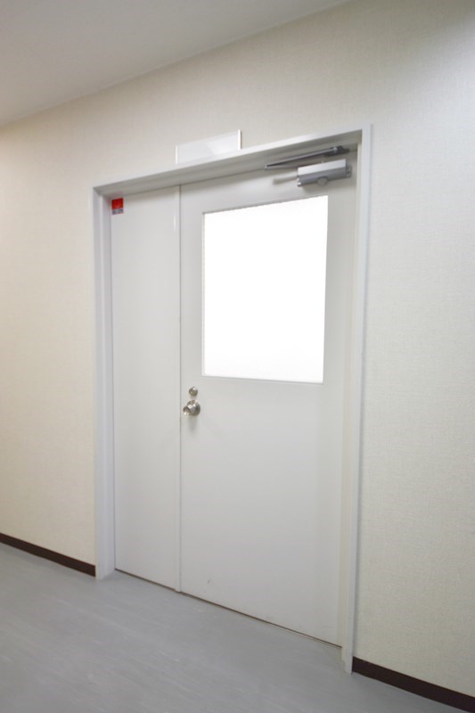 貸店舗・事務所　八尾市 東本町３丁目　たばこビル その他