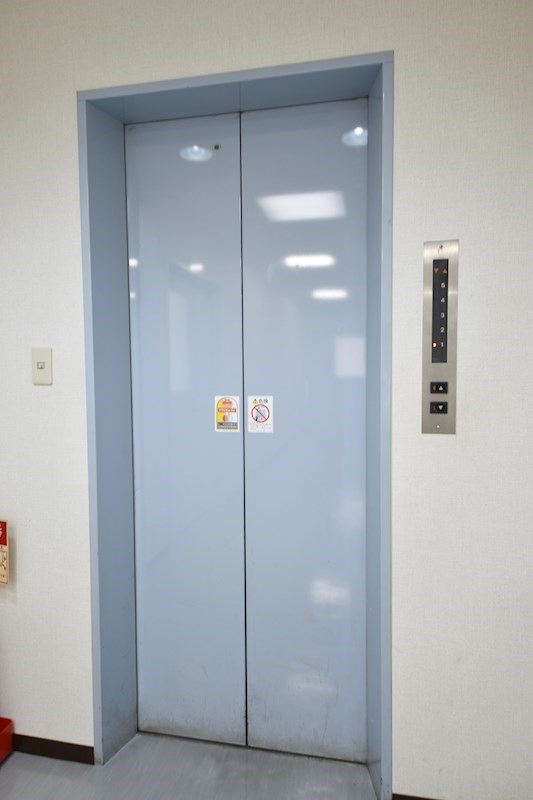 貸店舗・事務所　八尾市 東本町３丁目　たばこビル その他