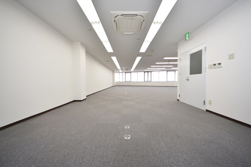 貸店舗・事務所　八尾市 東本町３丁目　たばこビル リビング