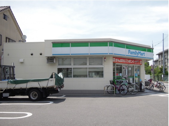 貸店舗・事務所　八尾市 桜ヶ丘1丁目　コーエイパレス ﾌｧﾐﾘｰﾏｰﾄ 八尾旭ヶ丘店