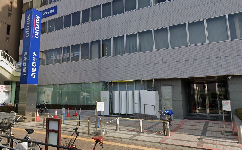 貸店舗・事務所　八尾市 光町１丁目　エステ・サロン跡　※居抜き みずほ銀行八尾支店