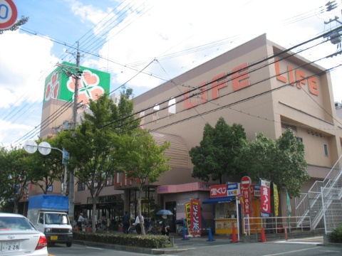 貸店舗・事務所　八尾市 青山町１丁目　ロードサイド　１階 路面店 ﾗｲﾌ 八尾店