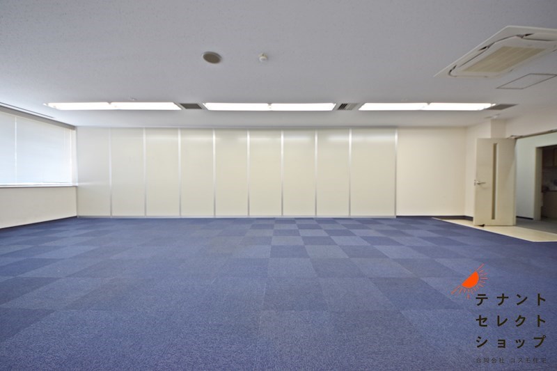 貸店舗・事務所　八尾市 光町１丁目　広さ約２０坪　室内リフォーム済み　EV付き　ダイエービルド八尾ビル リビング