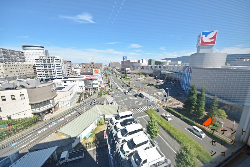 貸店舗・事務所　八尾市 光町１丁目　広さ約２０坪　室内リフォーム済み　EV付き　ダイエービルド八尾ビル ベランダ