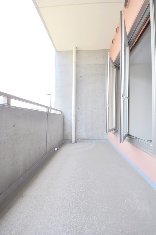 貸事務所　八尾市 本町2丁目　イースタンビル ベランダ