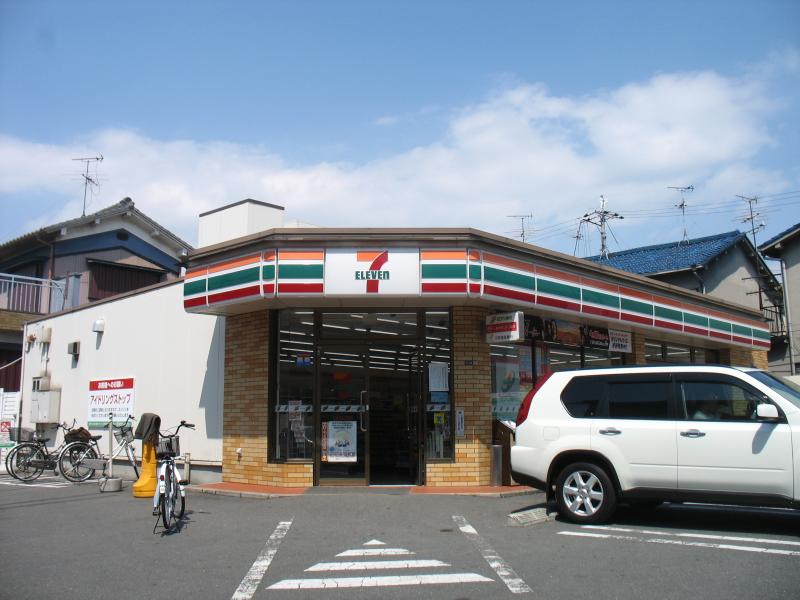 貸店舗・事務所　八尾市 本町４丁目　広さ約１０坪　ファミリーロード商店街内　路面店　八尾天満宮店舗 ｾﾌﾞﾝｲﾚﾌﾞﾝ 八尾北久宝寺1丁目店