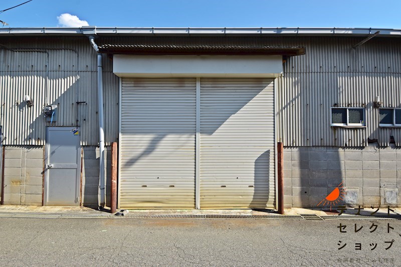 貸工場・倉庫　八尾市 北木の本４丁目　「わ」区画 玄関