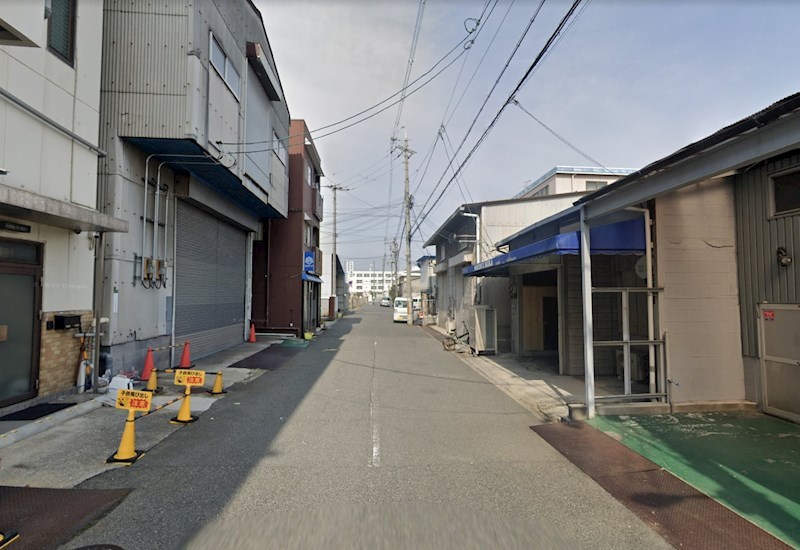 貸倉庫　大阪市　生野区 巽南２丁目　クレーン付き　前面駐車スペース有り リビング