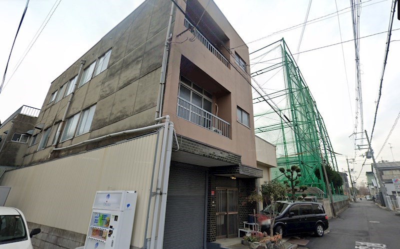貸倉庫・事務所　東大阪市 渋川町３丁目　一棟貸し 玄関