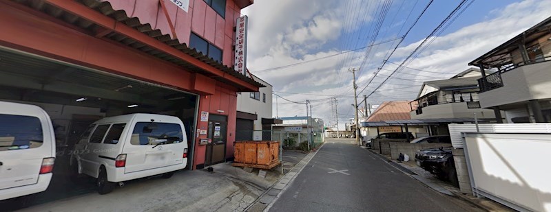 貸倉庫・事務所　東大阪市 菱江３丁目　前面駐車スペース　クレーン付き 玄関