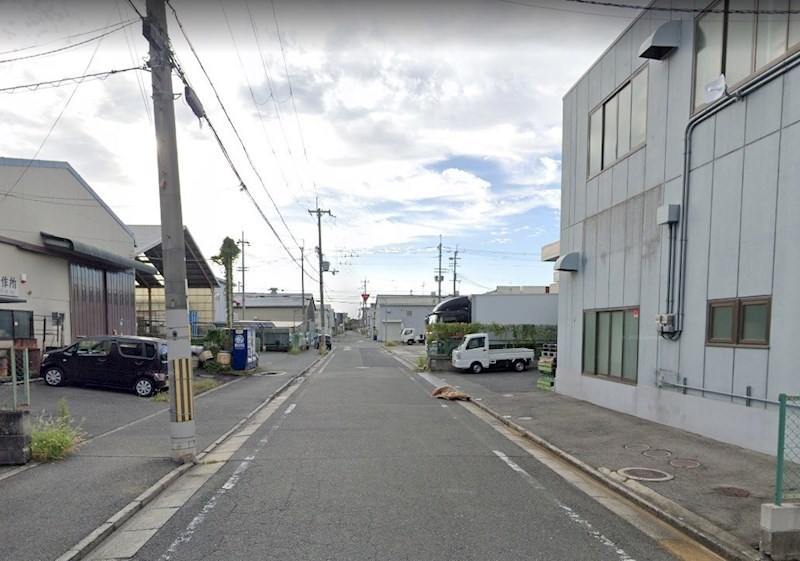 貸工場・倉庫　東大阪市 菱江２丁目　前面駐車スペース付き ベッドルーム