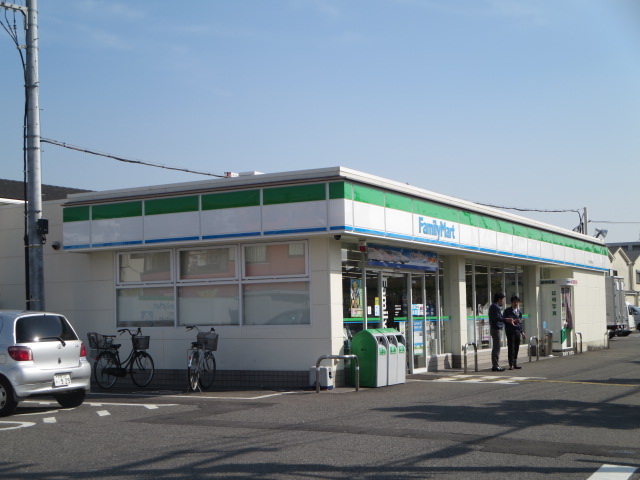 貸倉庫　八尾市　南本町６丁目　広さ約５３０坪　大型倉庫　※大型トラック搬入可 ファミリーマート 八尾光南町店
