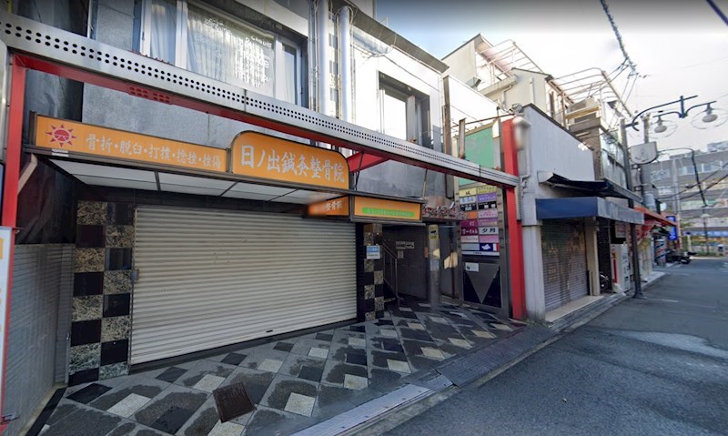 貸店舗・事務所　八尾市 山本町南１丁目　コスモパラダイス 玄関