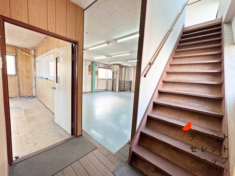 貸工場・倉庫　八尾市 山賀町２丁目　一棟貸し　貨物用EV付き その他