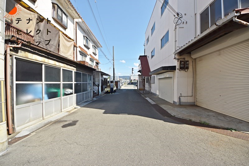 貸工場・倉庫　八尾市 山賀町２丁目　一棟貸し　貨物用EV付き その他