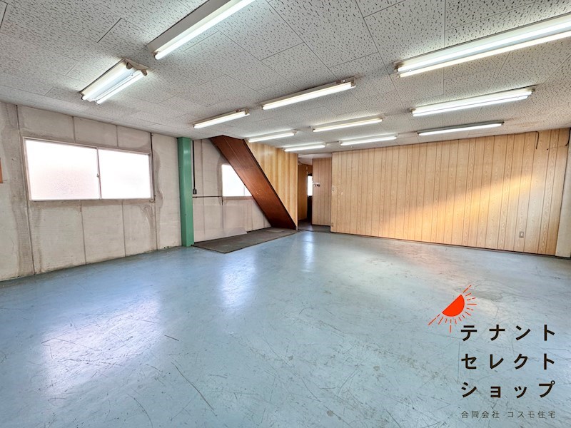 貸工場・倉庫　八尾市 山賀町２丁目　一棟貸し　貨物用EV付き その他