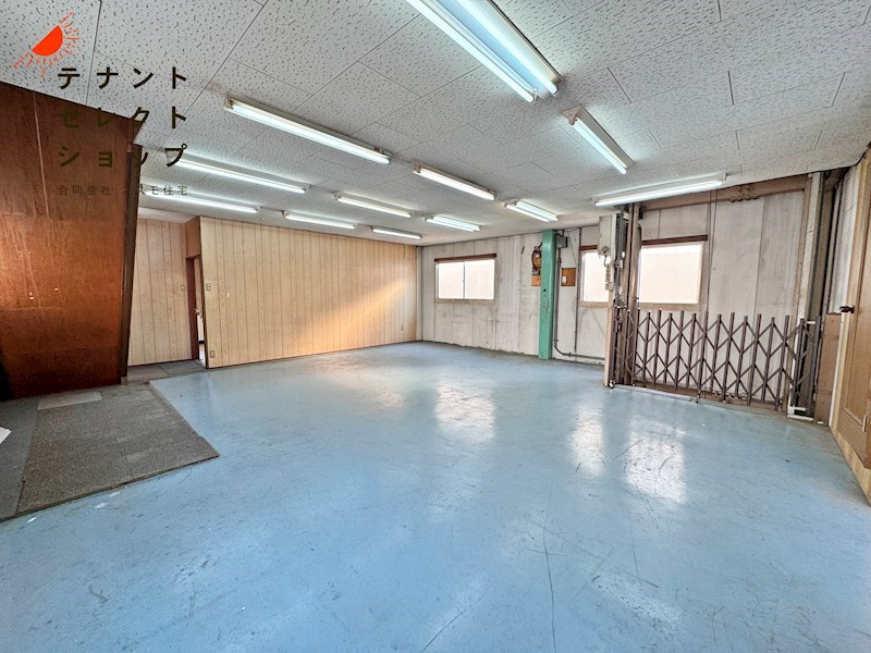 貸工場・倉庫　八尾市 山賀町２丁目　一棟貸し　貨物用EV付き その他