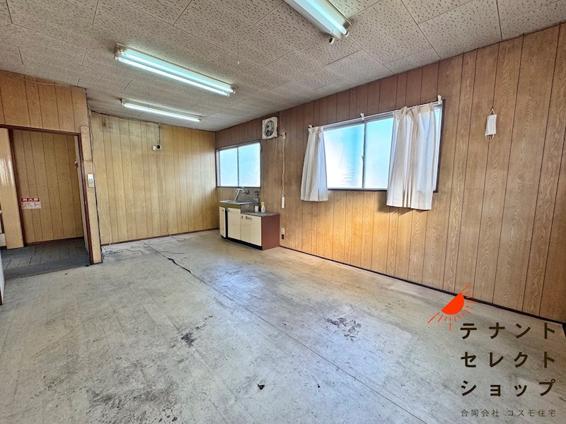 貸工場・倉庫　八尾市 山賀町２丁目　一棟貸し　貨物用EV付き その他