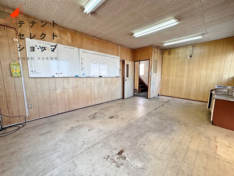 貸工場・倉庫　八尾市 山賀町２丁目　一棟貸し　貨物用EV付き その他