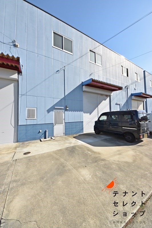 貸工場・倉庫　八尾市 太田新町９丁目　前面駐車スペース付き その他