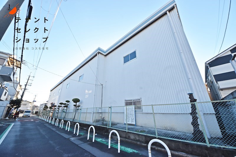 貸倉庫　八尾市　南本町６丁目　広さ約５３０坪　大型倉庫　※大型トラック搬入可 その他