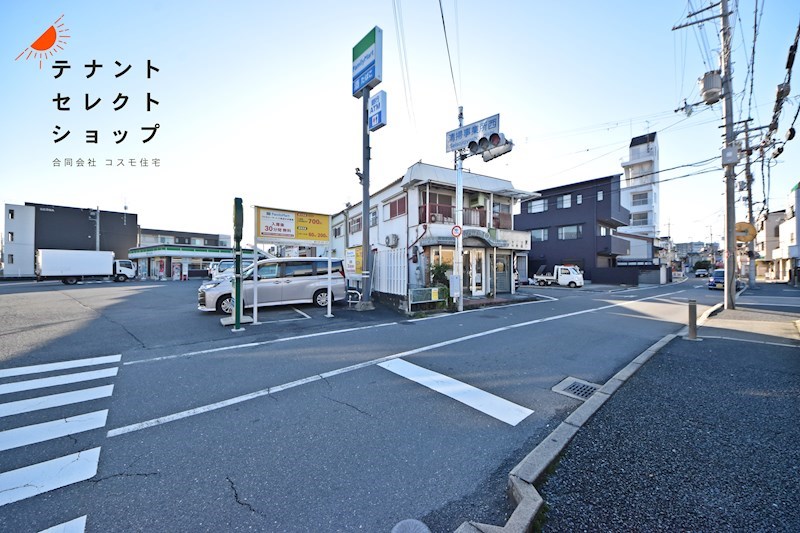 貸倉庫　八尾市　南本町６丁目　広さ約５３０坪　大型倉庫　※大型トラック搬入可 その他