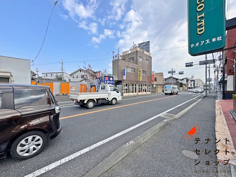 貸工場・倉庫　八尾市 南亀井町２丁目　広さ約４０坪　※２区画利用 その他