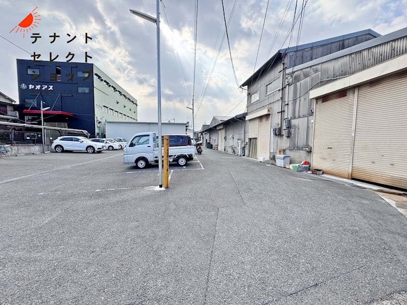貸工場・倉庫　八尾市 南亀井町２丁目　広さ約４０坪　※２区画利用 その他