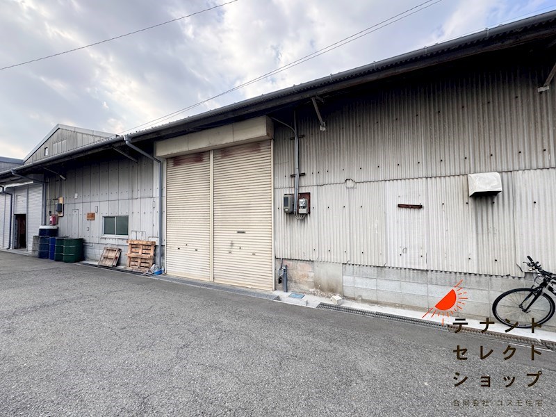 貸工場・倉庫　八尾市 南亀井町２丁目　広さ約４０坪　※２区画利用 キッチン