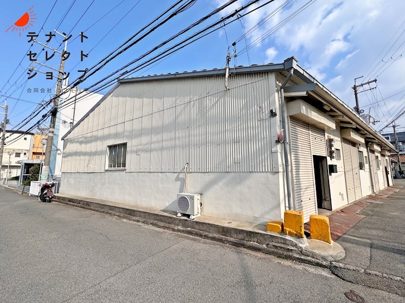 貸工場・倉庫　八尾市 亀井町１丁目　前面駐車スペース有り　平屋建て その他