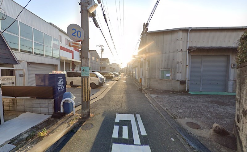 貸工場・倉庫　八尾市 竹渕東１丁目　広さ 約１２坪　※貸主側 業種制限有り ベッドルーム