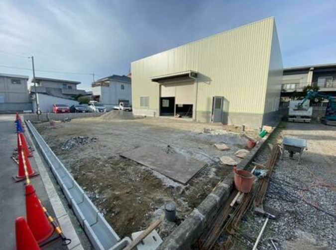 貸工場・倉庫　八尾市 新家町１丁目　駐車場５台分　広さ６０坪　※新築物件 風呂画像