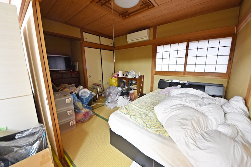貸事務所・軽作業所　八尾市 高砂町４丁目　駐車スペース付き　一戸建て その他