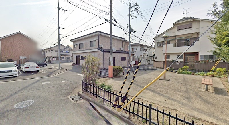 貸事務所・軽作業所　八尾市 高砂町４丁目　駐車スペース付き　一戸建て その他