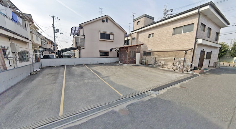 貸事務所・軽作業所　八尾市 高砂町４丁目　駐車スペース付き　一戸建て その他