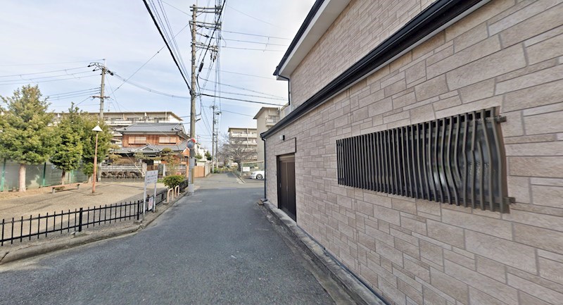 貸事務所・軽作業所　八尾市 高砂町４丁目　駐車スペース付き　一戸建て その他