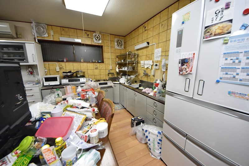 貸事務所・軽作業所　八尾市 高砂町４丁目　駐車スペース付き　一戸建て キッチン